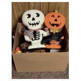 Box of Halloweeb/Fall Decor