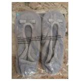 Ladies Isotoner Slippers NIP Size M