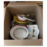 Box of Misc Dishes