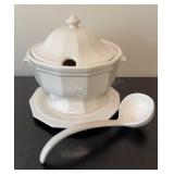 Pfaltzgraff Soup Tureen