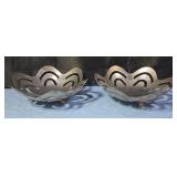 Silver plated footed bread/fruit bowls. 4×11.