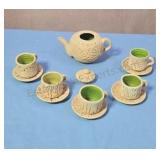 Mini teapot and cups