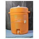 Rubbermaid Gott 10gal. beverage cooler