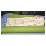 Gaiam yoga mat in canvas bag. 24×68.