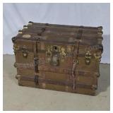Steamer trunk. 23×33×21.