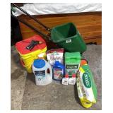 Small Scotts Spreader Partial Yard Chemicals