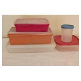 Assorted Tupperware