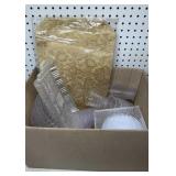 Placemats & Plastic Table Ware