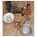 Cake Decorating Supplies & 5 Glass Pie Pans