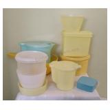 Assorted Tupperware