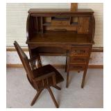 Solid Wood Childs Roll Too Desk 18x30x37.5 inches