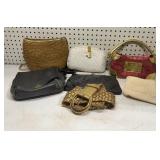 Group of womenï¿½s purses & belt