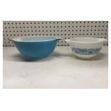 Teal blue Pyrex bowls
