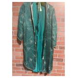 Martinï¿½s Vintage Oriental Embroidered Floral