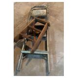 Aluminum step ladder & wooden step ladder