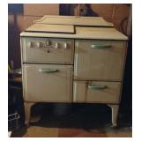 Detroit Jewel Stove * 40x36x25
