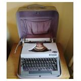 Vintage Aztec Typewriter in Case