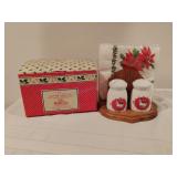 Vermillion Oakwood Goose Table Set