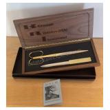SALM corporate desk set