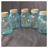 Blue Mason ball jams with lids. 1qt.