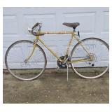 Vintage 27 inch free spirit 10 speed Touring bike