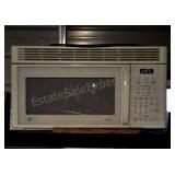GE Profile microwave. Under cabinet. New.