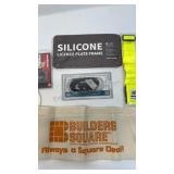 Silicone license plate frame, P60 65 lumens lamp