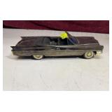 1/25 scale Cadillac Desk Radio works