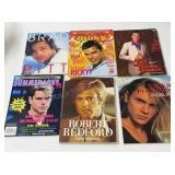 Assorted magazines.