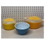 Pyrex Bowl & Covered Casseroles (chipped lids)