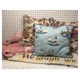 Blankets & Throw Pillows
