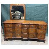 Kindel Dresser 20.75x68x32.75 inches tall, mirror