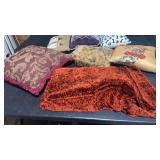 Group of Decor Pillows & throw
