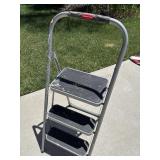 Rubbermaid Metal Step stool