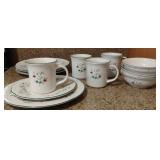 Pfaltzgraff Winterberry Dinnerware -Service for 4