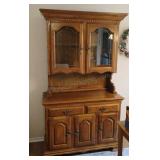 Kincaid Solid Wood Furniture 2 Piece Lighted Hutch