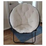 Folding Saucer Chair  36x34