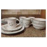 Pfaltzgraff Winterberry Dinnerware -Service for 4
