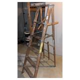6 ft Wood Ladder