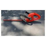 Black & Decker 22 inch Hedge trimmer