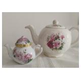 Crown Dorset Tea Pot & Mini Hinged Tea Pot Box