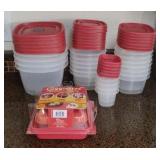 Rubbermaid Plastic Storage Containers & Egg