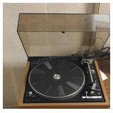 Dual CS 1242 Record Player