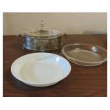 Vintage Pyrex Server & Pie Plates
