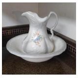 Vintage Wash Pitcher and Basin