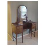 Vintage Wood Vanity  65x47x17