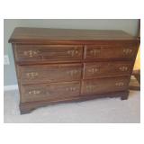 Bassett Dresser with Detached Mirror 31x50x18