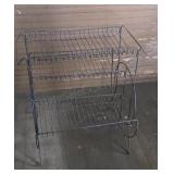 Metal mid-century plant stand. 24x20x24.