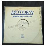 Lp.  Motown promotion album. DAZZ Band. LP in G