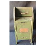 Vintage toy bank. No key.